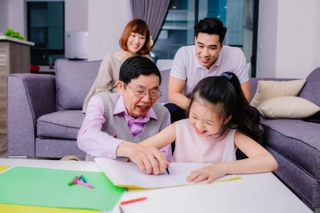 一家三口沒有車貸及房貸壓力，都由公公負責