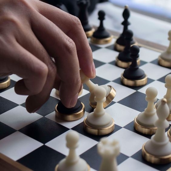 西洋棋選手比賽一天可以消耗6000大卡的熱量