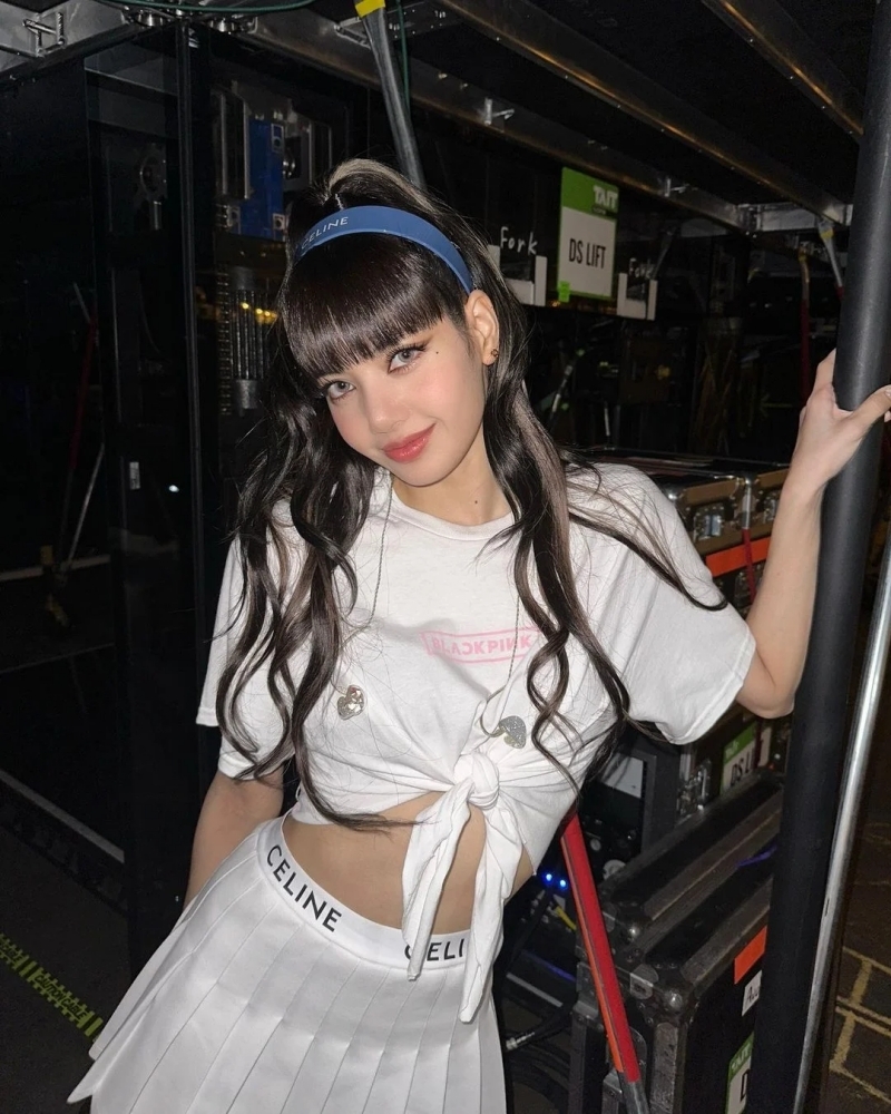 韓網傳「他」開天價想讓Lisa單飛