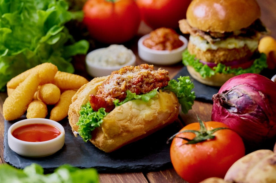 腸腸久久菠庇堡