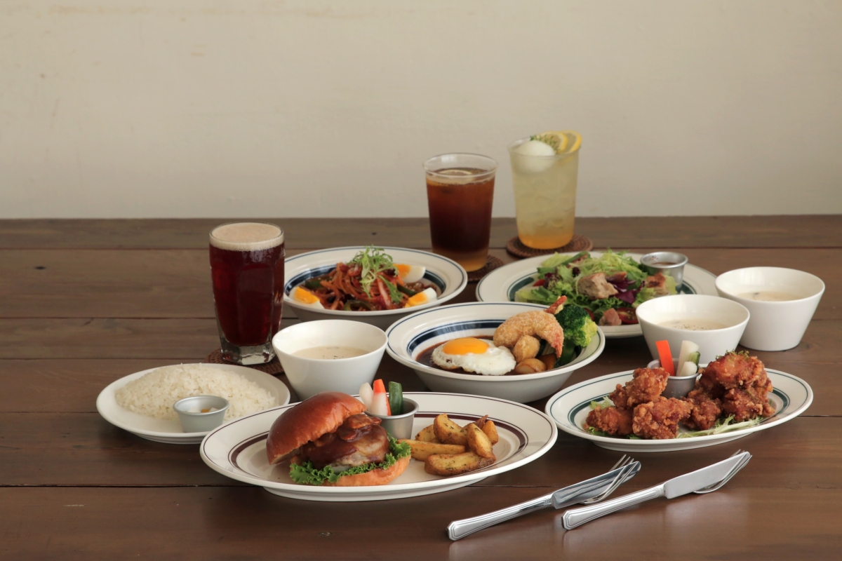 「青春．Aoharu Burger」誠品裕隆城店