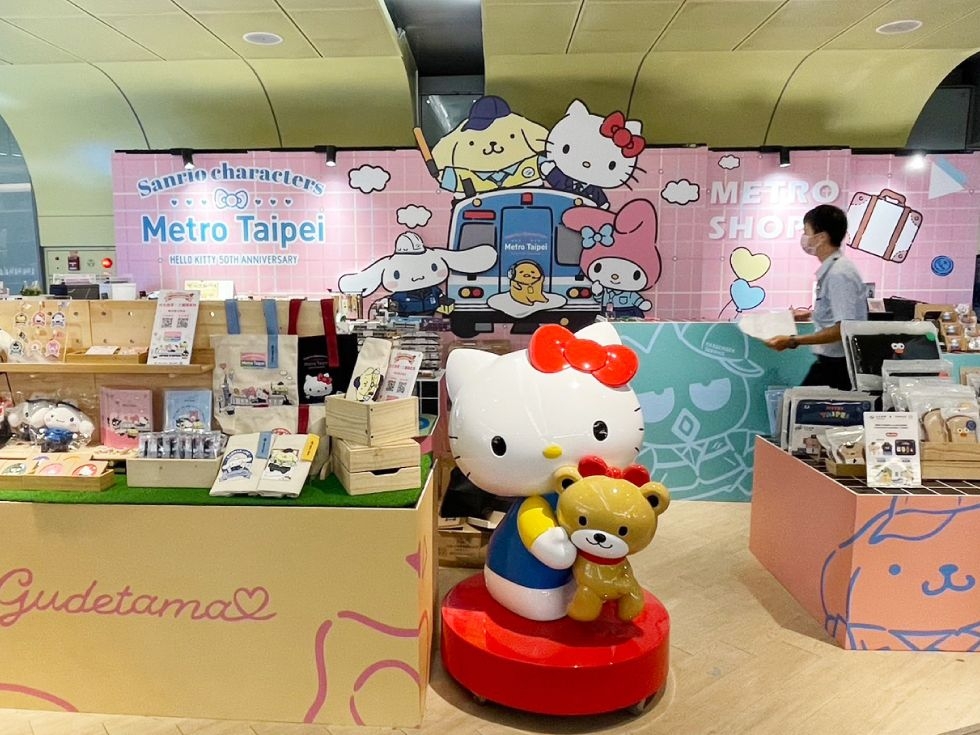 「南京復興」三麗鷗主題店