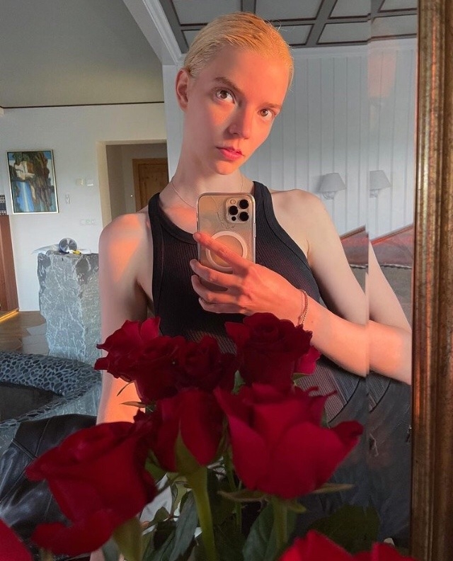 Anya本人也曾公開表示自己是Apple的忠實用戶