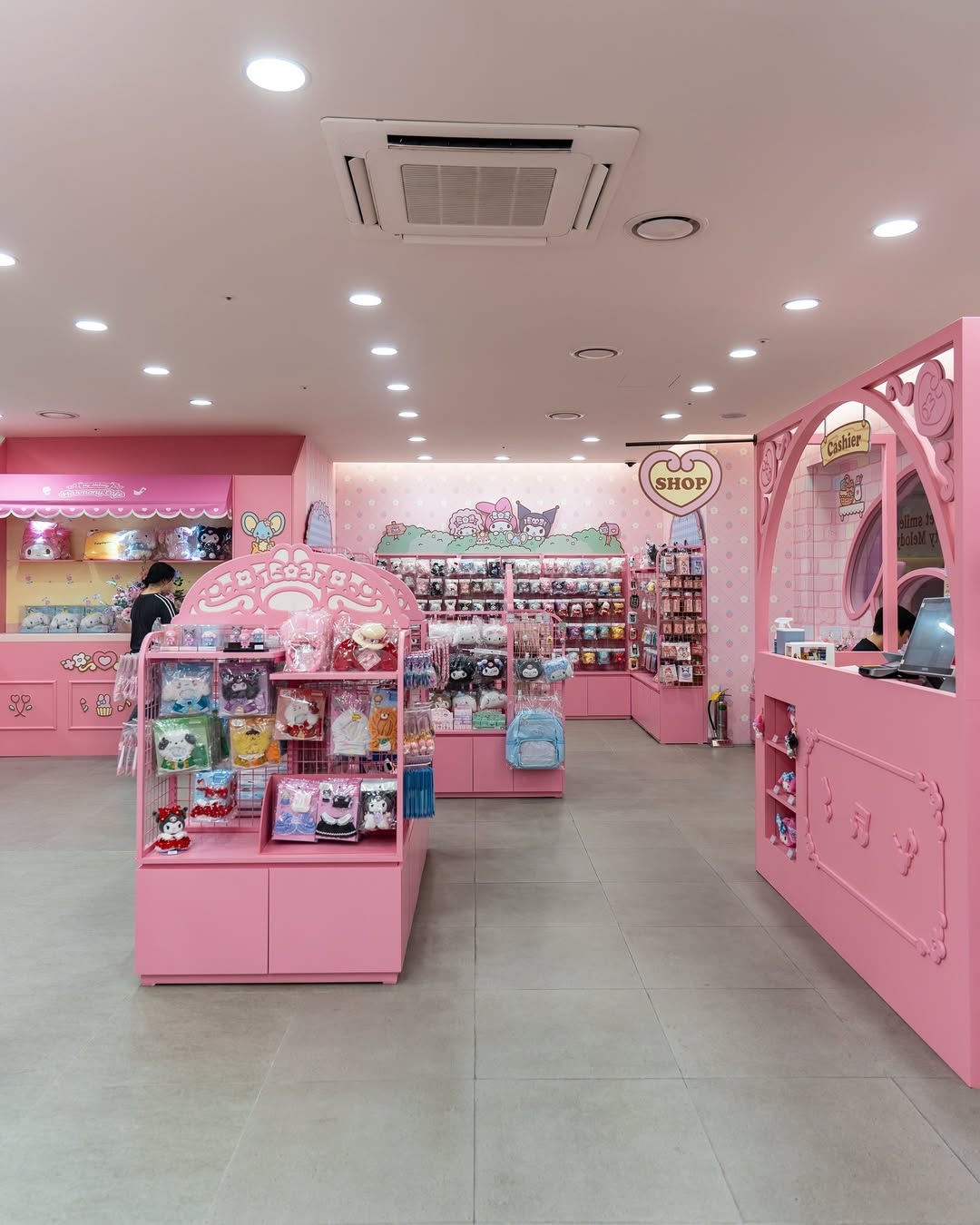 一整區的周邊商品