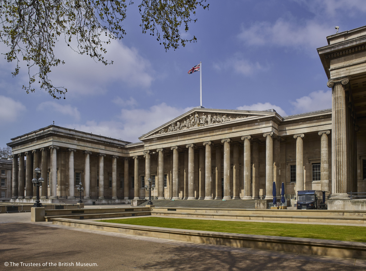 大英博物館正門外觀（東南側）